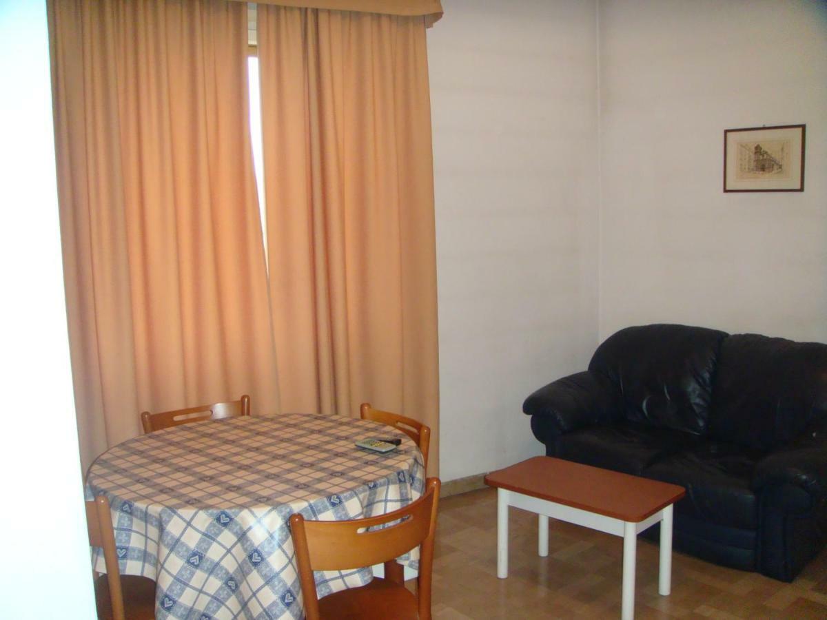 Residence Executive Ancona Room photo