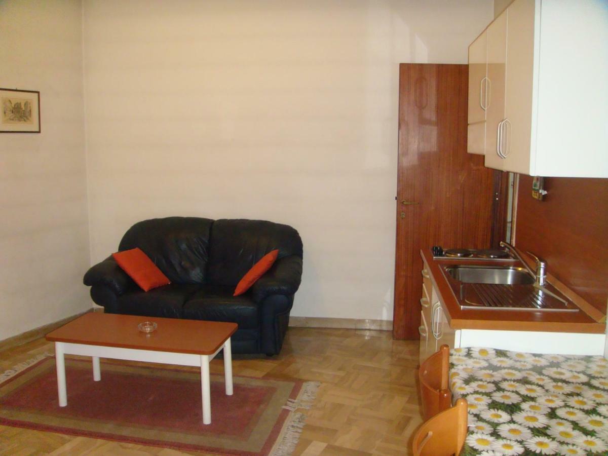Residence Executive Ancona Room photo