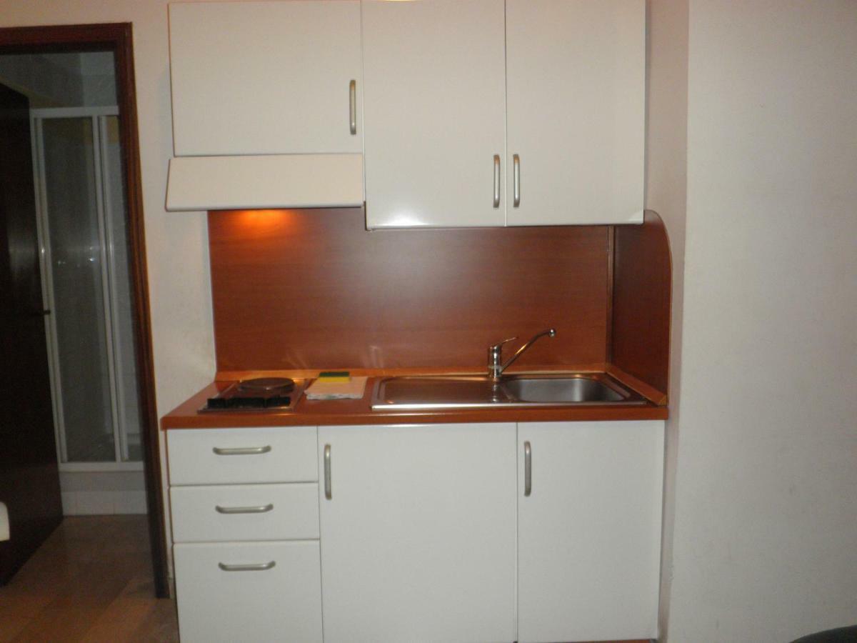 Residence Executive Ancona Room photo